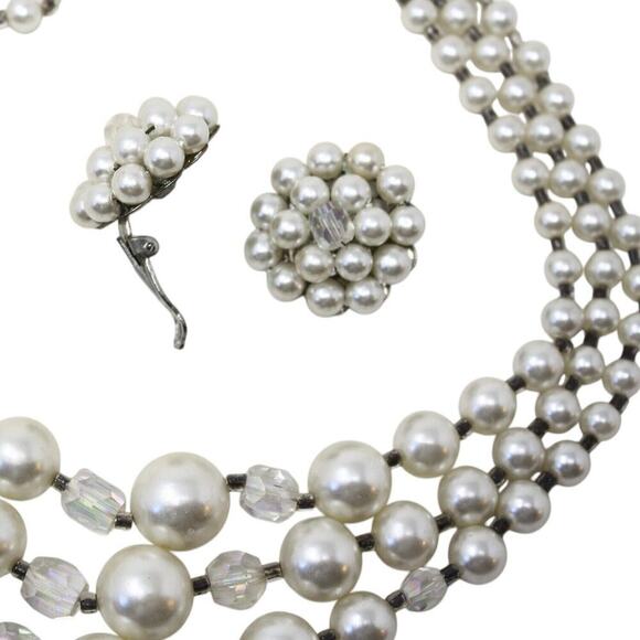 Vintage 3 Strand Pearl Crystal Necklace Clip On Earring Set Original Box Japan - Picture 5 of 8